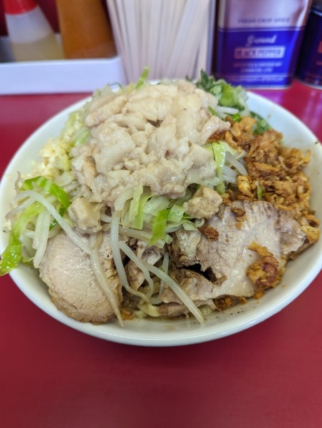 「大ラーメン + ねぎ汁なし」@ラーメン二郎 中山駅前店の写真