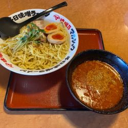 辛味噌味玉つけ麺大盛り(1190円)
