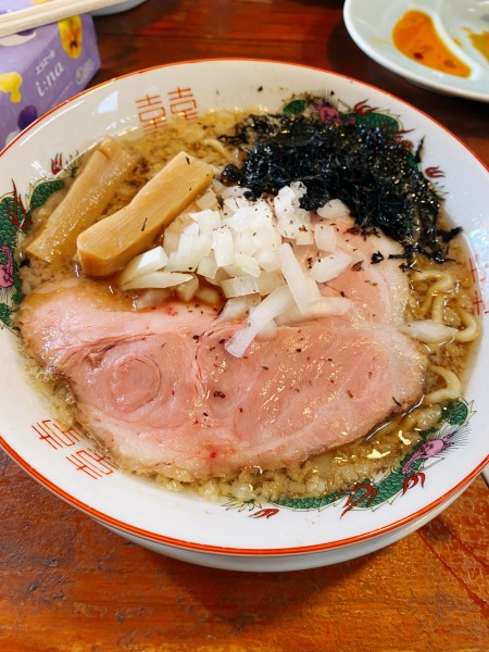 「背脂煮干しらぁめん」@会津ばんだいらーめん 伊勢崎店の写真