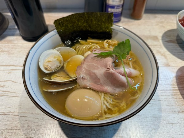 「味玉蛤そば」@中華そば 四つ葉の写真