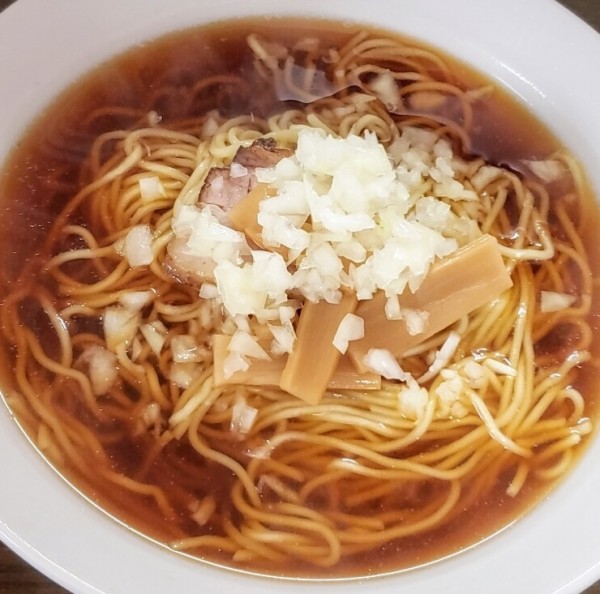 「ラーメン 550円＋大盛り 100円」@中華そば たてしなの写真