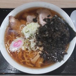 岩海苔ラーメン880円