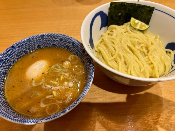 「濃厚味玉つけ麺1200円」@つじ田 水道橋店の写真