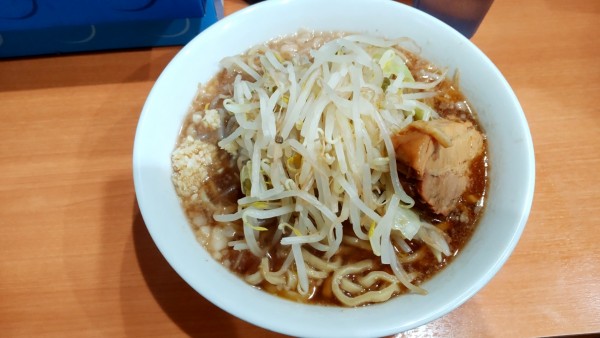 「ランチラーメン750円」@らーめん忍者の写真