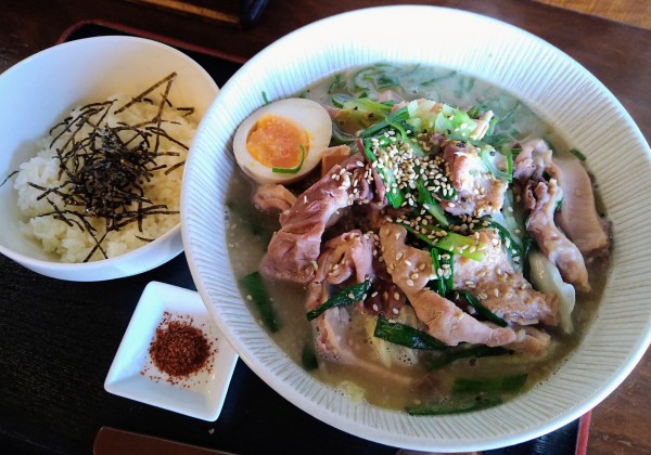 「【限定】和牛塩モツらーめん(しめご飯付き)¥1000」@和風らーめん 凪の写真