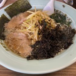 デラックスネギラーメン1050円