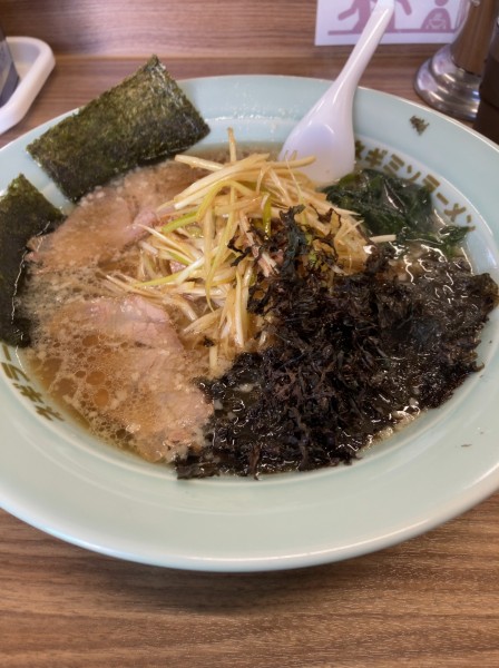 「デラックスネギラーメン1050円」@ラーメンショップ 津島本店の写真