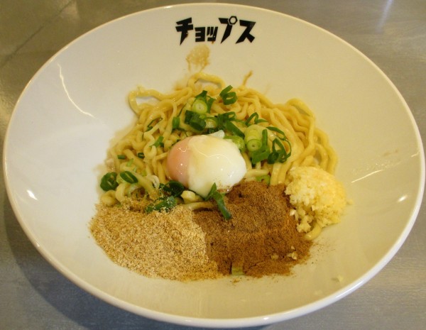 「濃厚釜玉（並）770円」@まぜそば たまに らーめん チョップスの写真