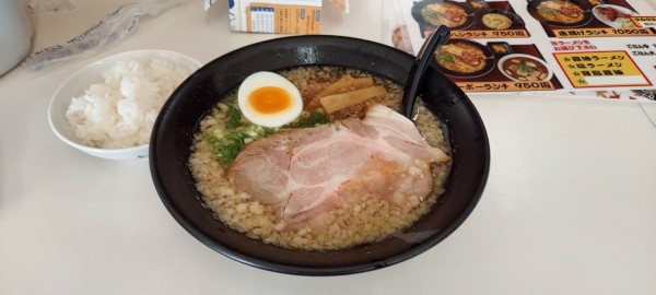 「背脂醤油ラーメンしました」@陣家の写真