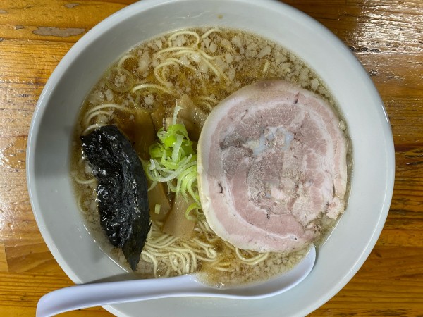 「正油中間（背脂少し入り）850円」@元祖一条流がんこ 十一代目の写真