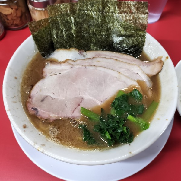 「チャーシューメン＋半ライス」@家系ラーメン ぱんちっの写真