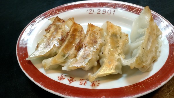 「餃子　500円」@満福食堂の写真