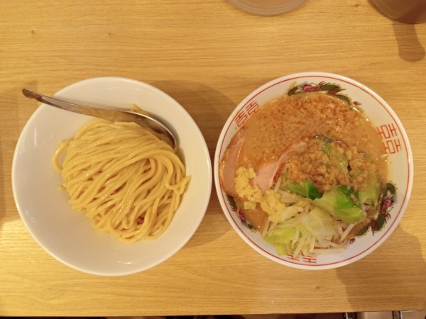 「【限定】つけめん　豚煮干」@つけめんTETSU 横浜ランドマークプラザ店の写真