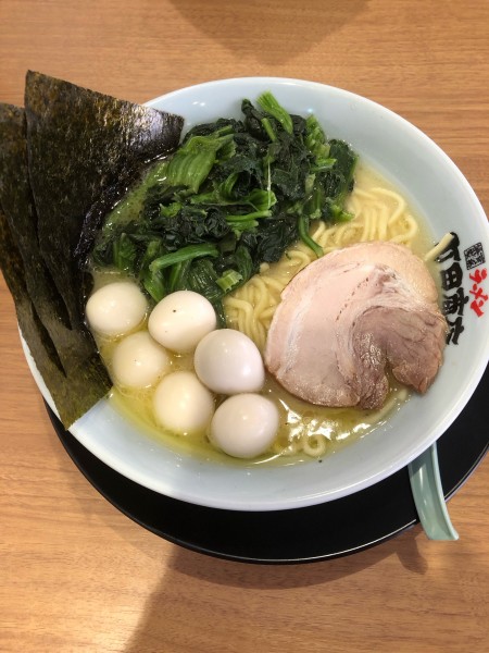 「特製ラーメン半チャーハンセット」@町田商店 保木間店の写真