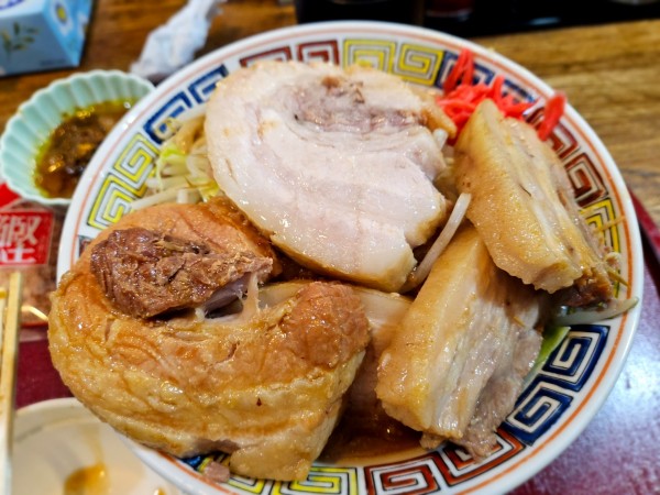 「ミニ＋ぶたW」@ラーメンめじの写真