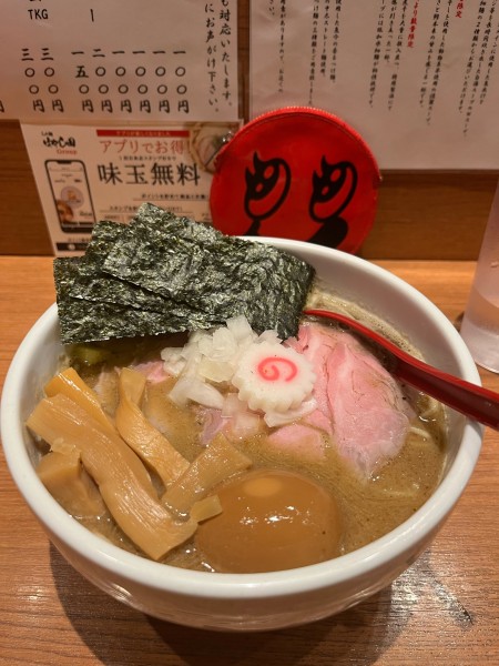 「特製煮干中華そば」@煮干中華そば 鈴蘭 新宿店の写真