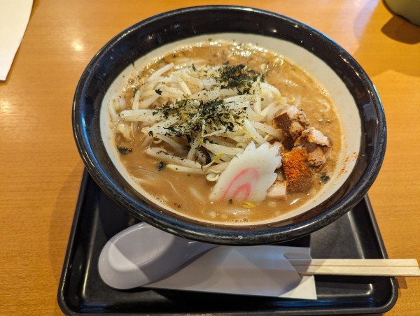 「濃厚味噌らーめん」@由丸 溜池店の写真