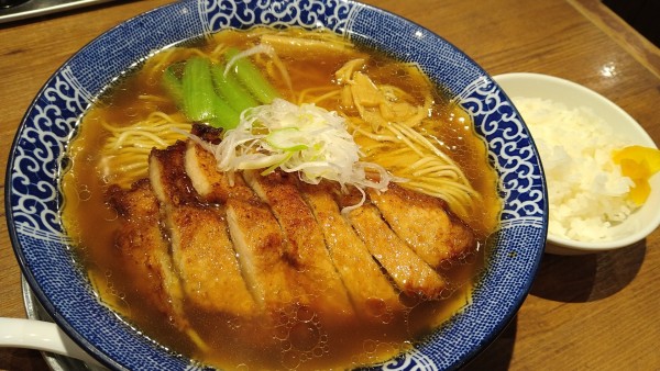 「パーコー麺、大盛り、小ライス」@ハマカゼ拉麺店の写真