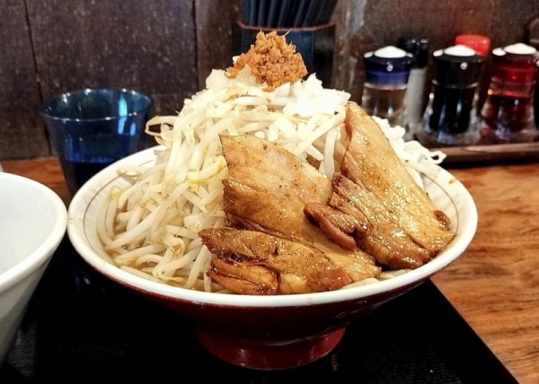 「角ふじラーメンもやし増し９５０円＋８０円」@神勝軒 下永谷店の写真
