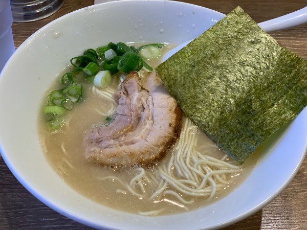 「小川らーめん（かため）」@らーめん専門店 小川 高幡不動店の写真