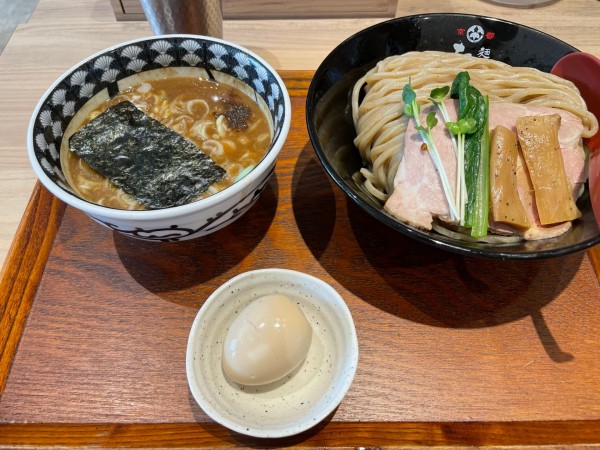 「味玉濃厚鶏豚骨つけ麺」@別邸たけ井 なんばラーメン一座店の写真