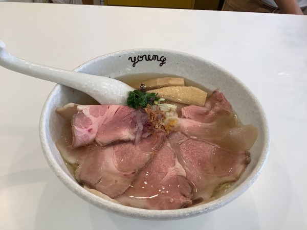 「チャーシューしおラーメン　1300円」@ラーメンやんぐの写真