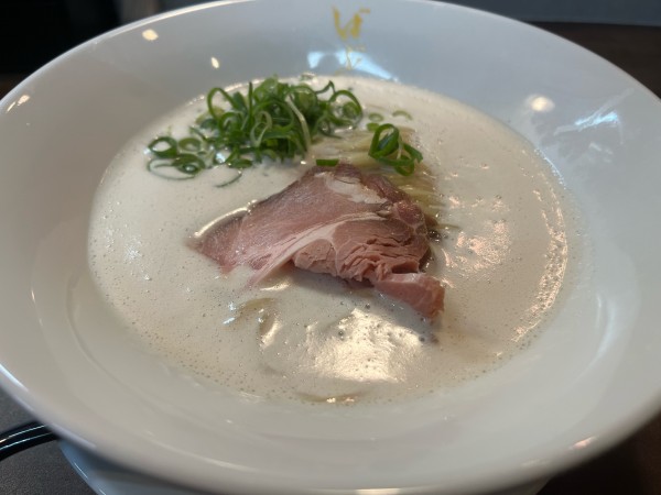 「濃厚豚泡白湯ラーメン」@豚白湯らぁめん ばぶるの写真