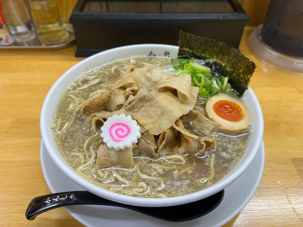 「背脂肉煮干しそば」@麺屋 白神の写真