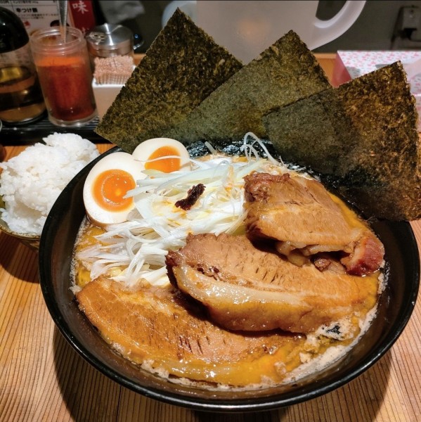「特製濃厚味噌ラーメン､白ねぎ」@麺匠 克味の写真