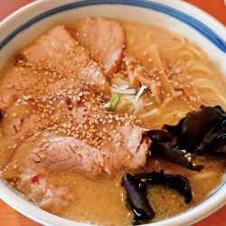 塩ちゃーしゅーめん＋大盛