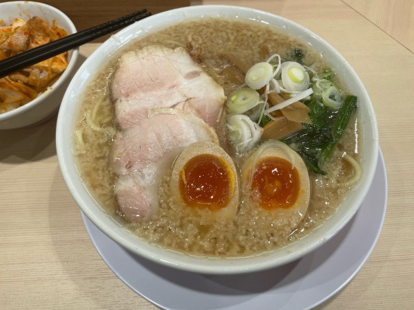 「味玉背脂中華　950」@ラーメン みなみの写真