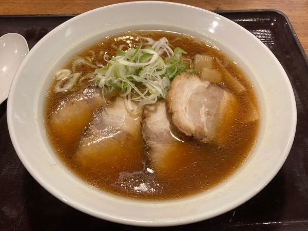 「旭川醤油チャーシュー麺」@北海道らぁめん伝丸 つくば西大通り店の写真