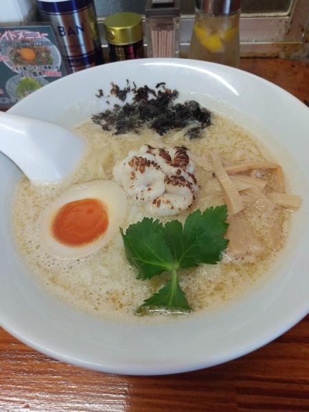 「【期間限定】真鱈の白子濃厚らーめん」@中華そば よしかわの写真