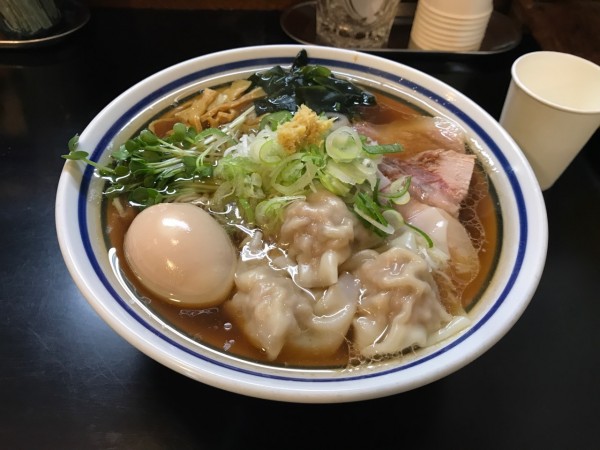 「特製ラーメン」@生姜醤油ラーメン 波音食堂の写真
