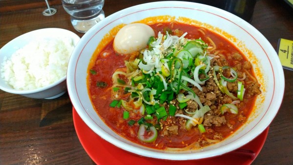 「黒胡麻担々麺」@ラッキー食堂まとや 千曲店の写真