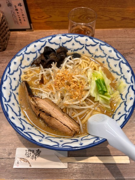 「塩らーめん」@波（シー）の写真