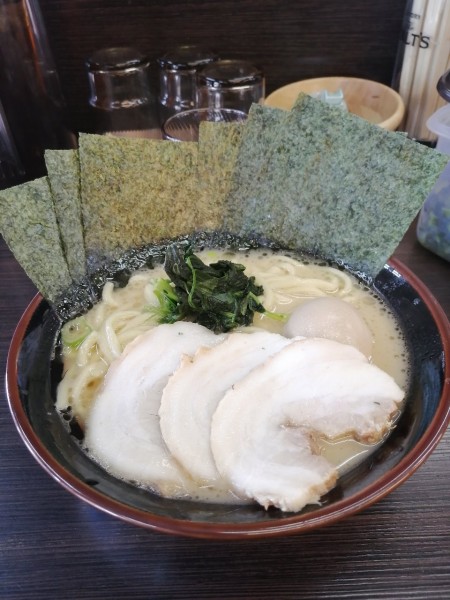 「ラーメン(スペシャル盛り)」@横浜家系ラーメン 大黒家の写真