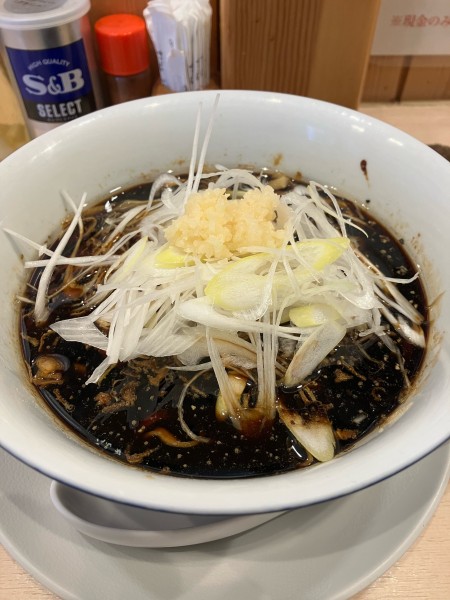 「鶏そばブラック」@鶏そばムタヒロ 花小金井店の写真