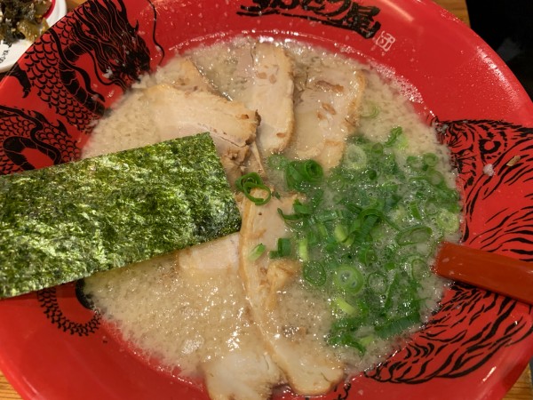 「チャーシュー麺」@ラー麺ずんどう屋 新宿歌舞伎町店の写真
