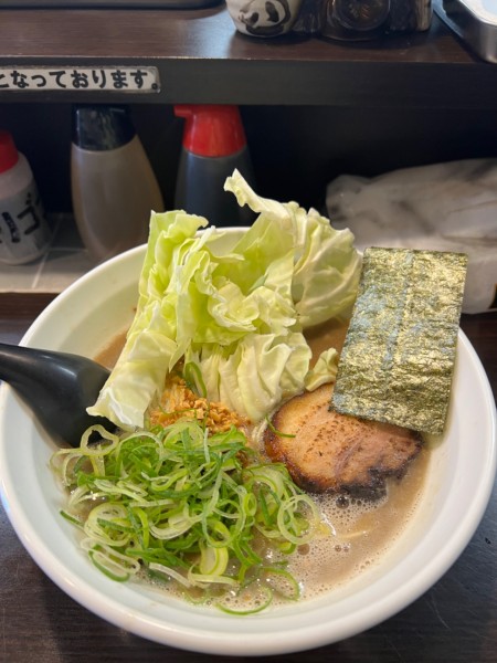 「フレッシュキャベツのもっこすラーメン」@ラーメンくれはの写真