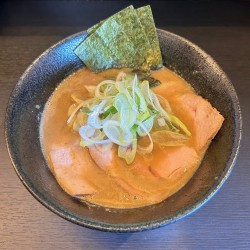 焼きあごラーメン（950円）