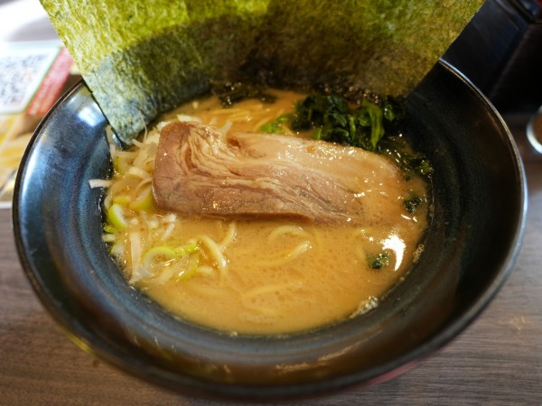 「朝ラーメン 麺硬め」@ゴル麺。 秋葉原店の写真