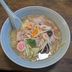 チャンポン麺　850円