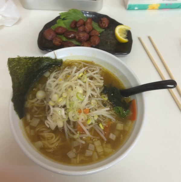 「カレーらーめん 砂肝揚げ」@ラーメンHOT めん花の写真