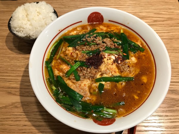 「特製辛麺　900円」@麺屋 アシタマの写真