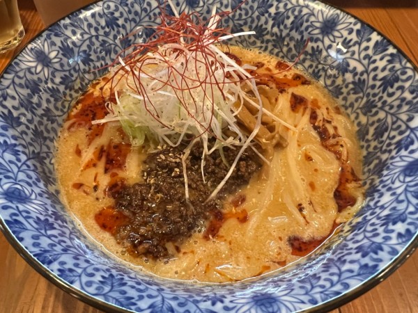 「担々麺（950円）」@らぁ麺 TORRYの写真