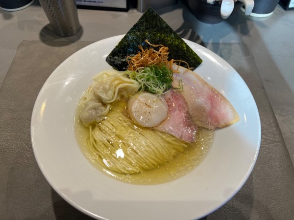 「特上塩らぁ麺1950💴」@Ramen Break Beatsの写真