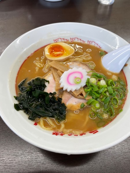 「醤油ラーメン(800円)」@ラーメン 猪のししの写真