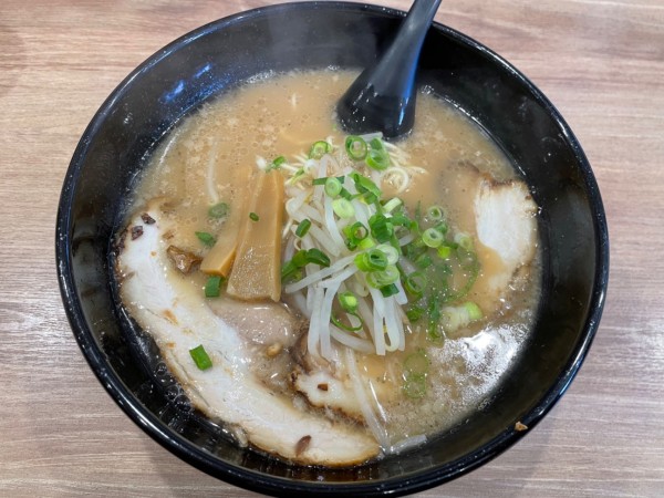 「燕ラーメン　￥６５０」@燕ちゃんラーメン 住吉店の写真