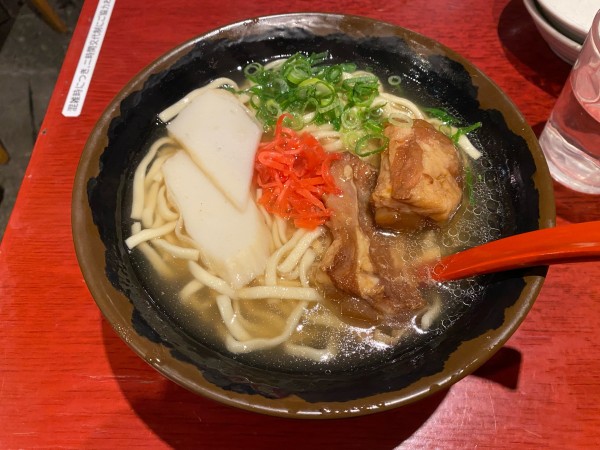 「ソーキそば950円」@沖縄時間(うちなーたいむ)の写真